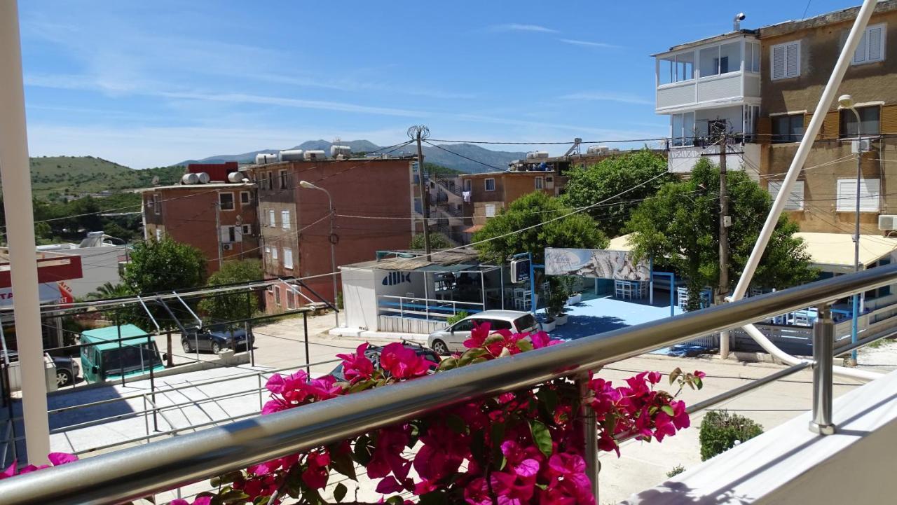 Cozy Central Apartment Ksamil Ngoại thất bức ảnh