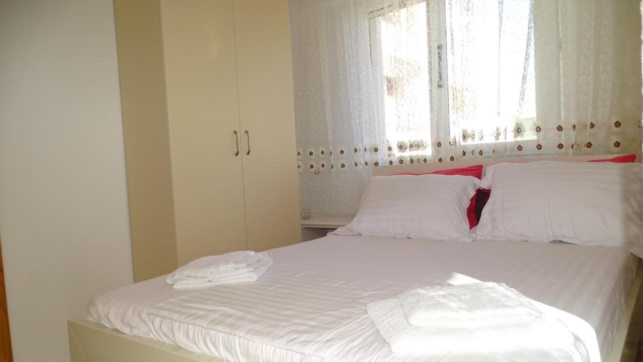 Cozy Central Apartment Ksamil Ngoại thất bức ảnh